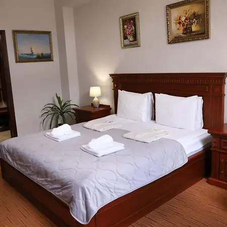 Sapsan Hotel Ternopil Exterior photo