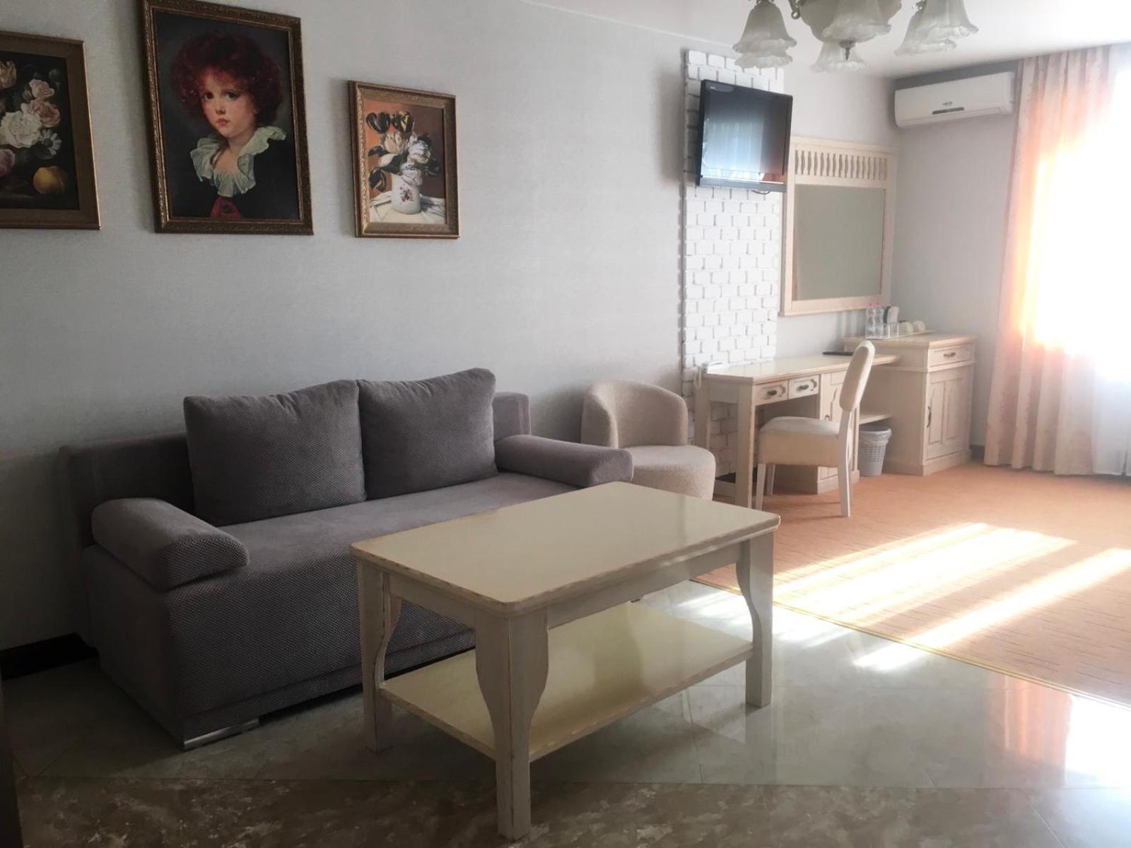 Sapsan Otel Ternopil