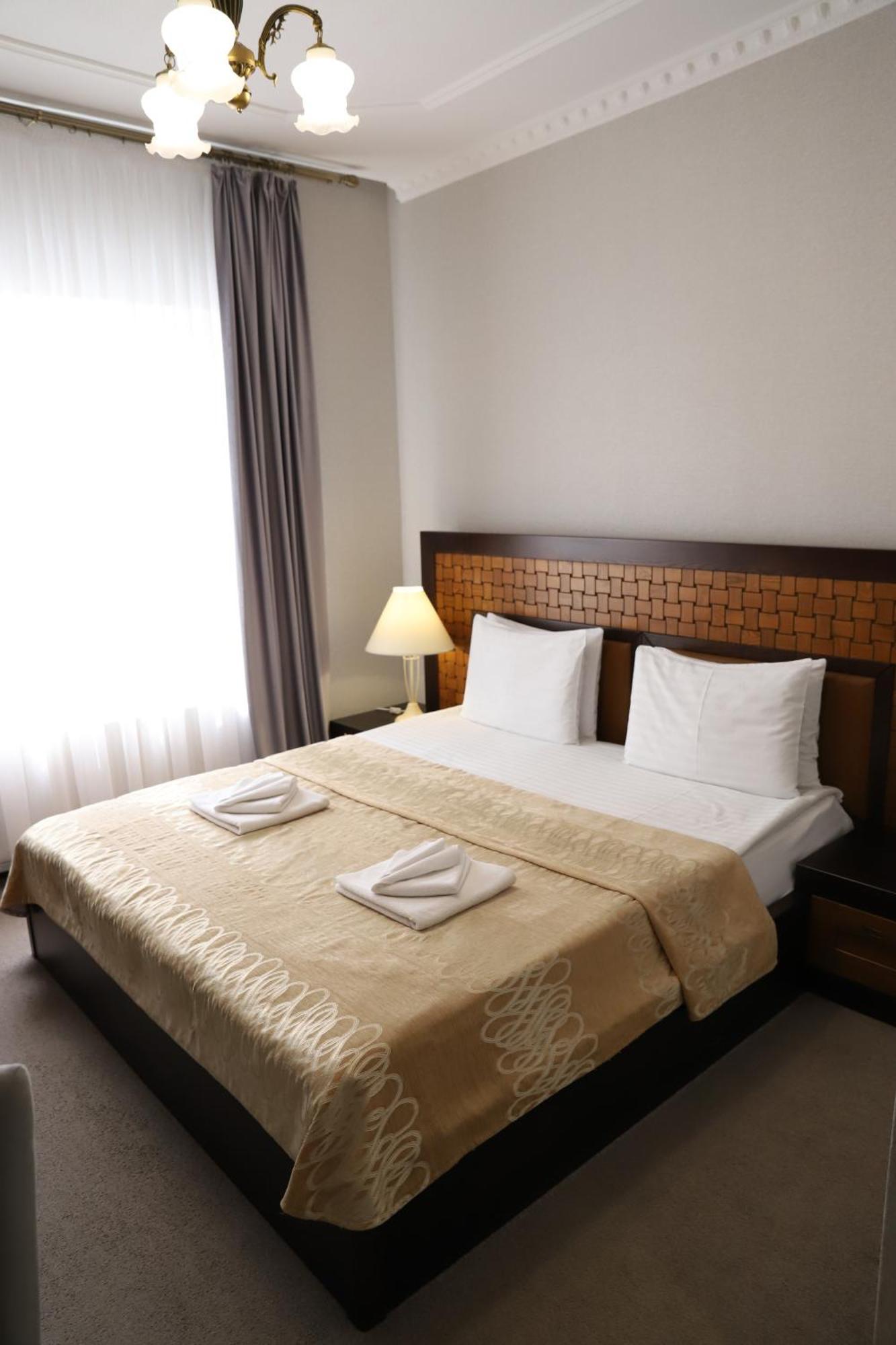 Sapsan Otel *